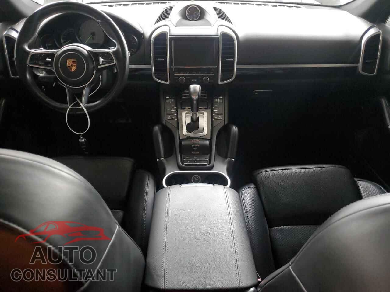 PORSCHE CAYENNE 2016 - WP1AE2A21GLA18306