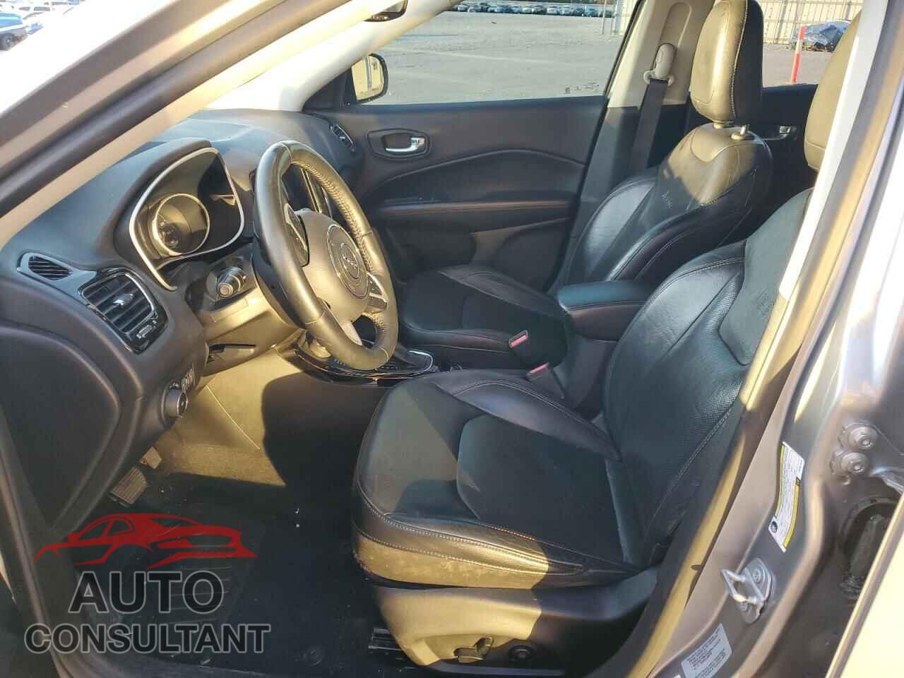 JEEP COMPASS 2017 - 3C4NJDCB2HT647019