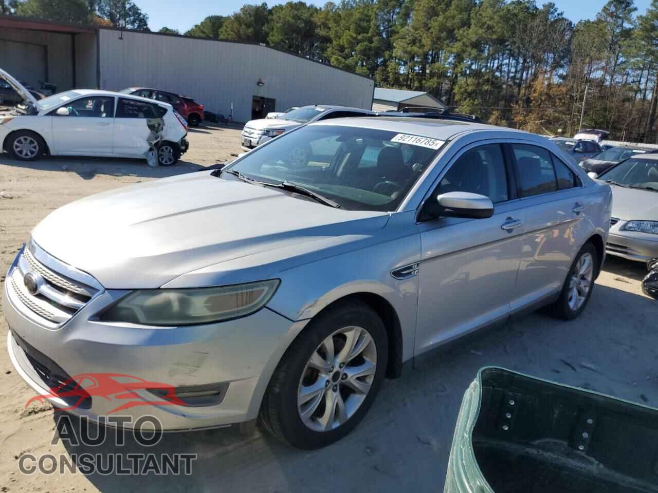 FORD TAURUS 2011 - 1FAHP2EW2BG100348