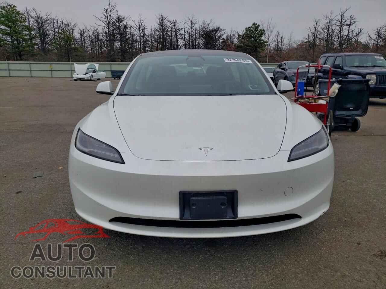 TESLA MODEL 3 2024 - 5YJ3E1EB9RF772297