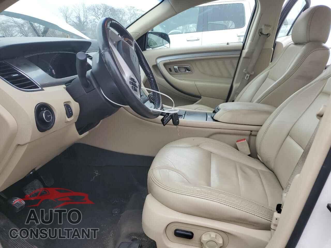 FORD TAURUS 2013 - 1FAHP2E87DG121636