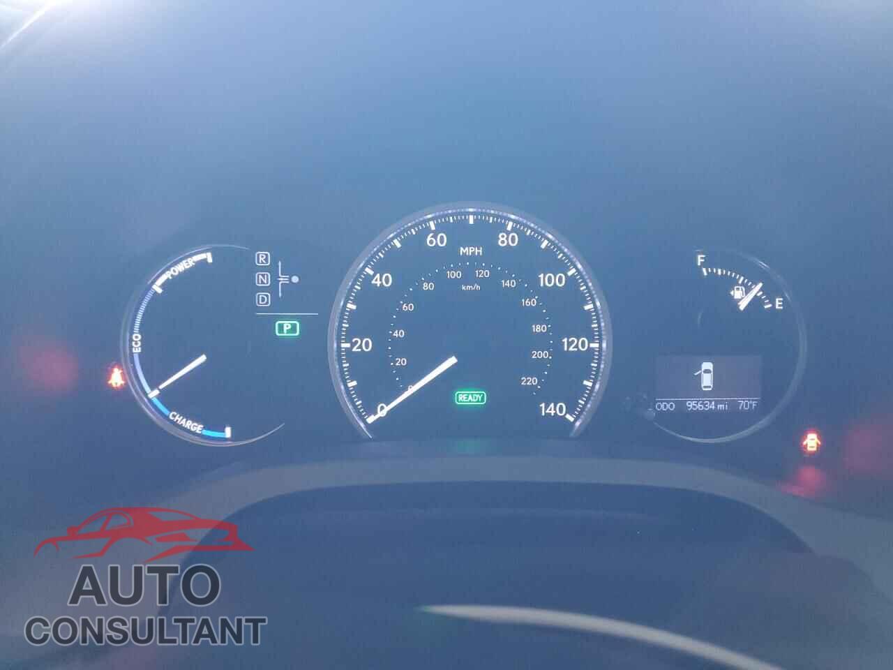 LEXUS CT 200 2013 - JTHKD5BH1D2170499