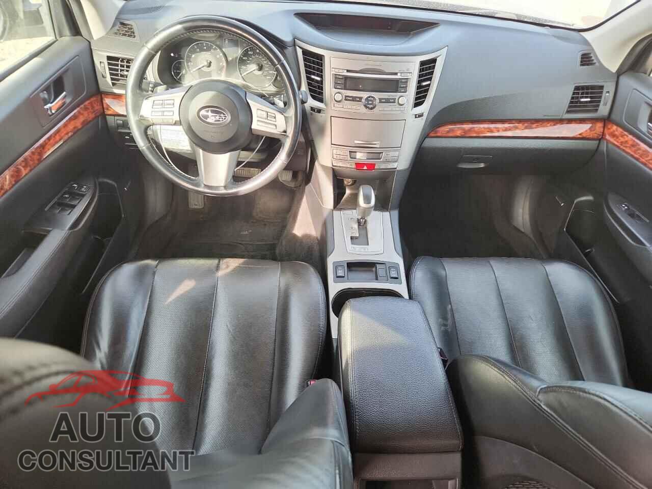 SUBARU OUTBACK 2011 - 4S4BRBKC8B3372801