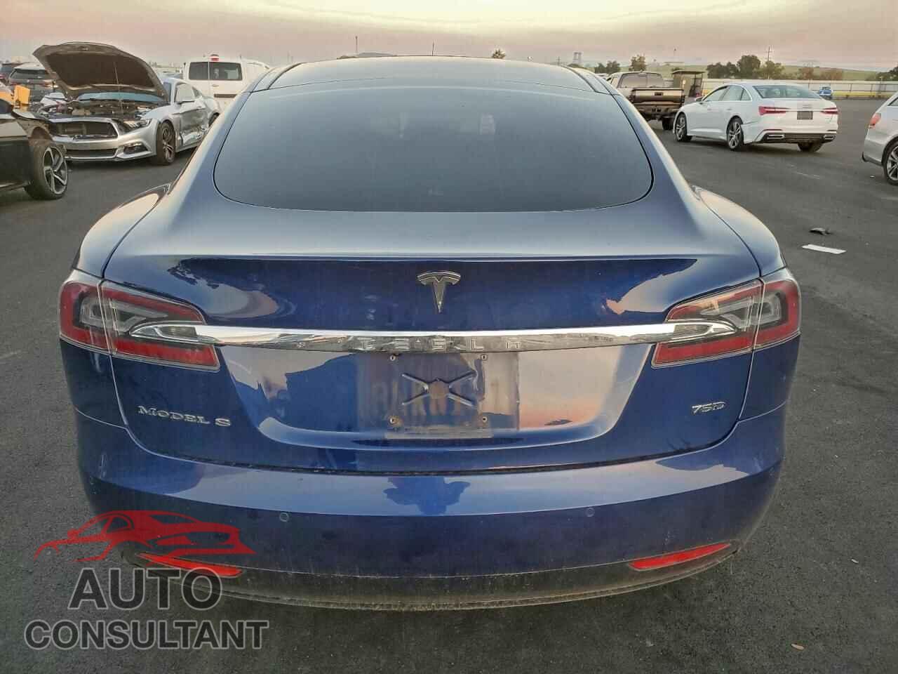 TESLA MODEL S 2016 - 5YJSA1E2XGF153311