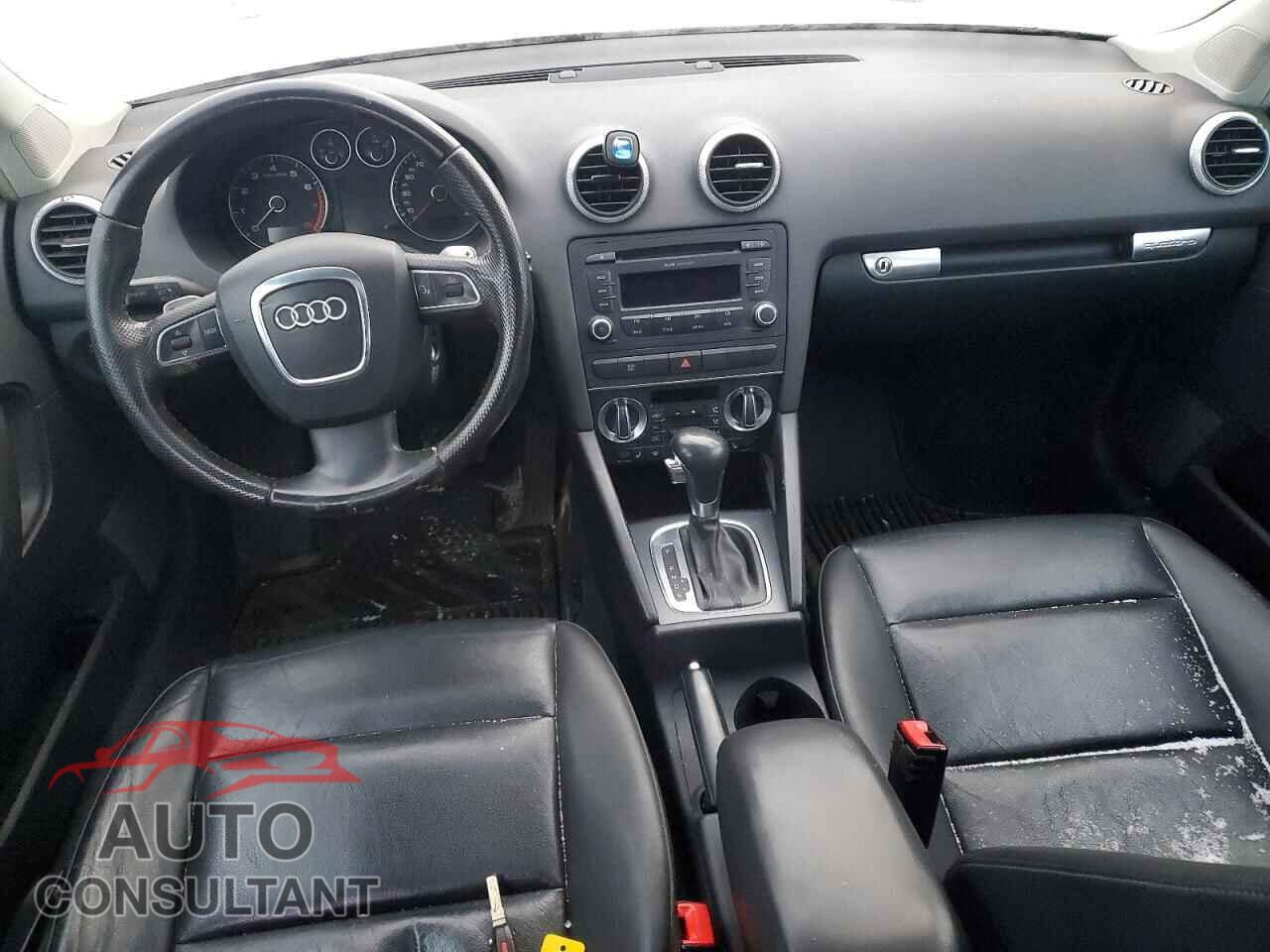 AUDI A3 2010 - WAUDFCFM4AA097627