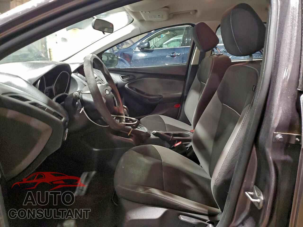 FORD FOCUS 2014 - 1FADP3E22EL240672