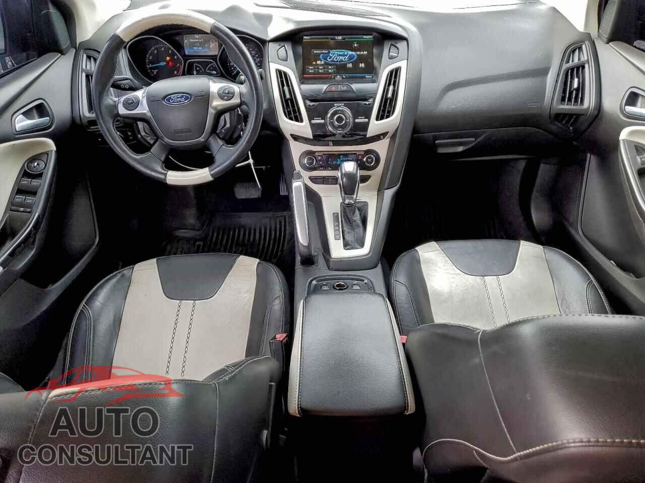FORD FOCUS 2012 - 1FAHP3H29CL237245