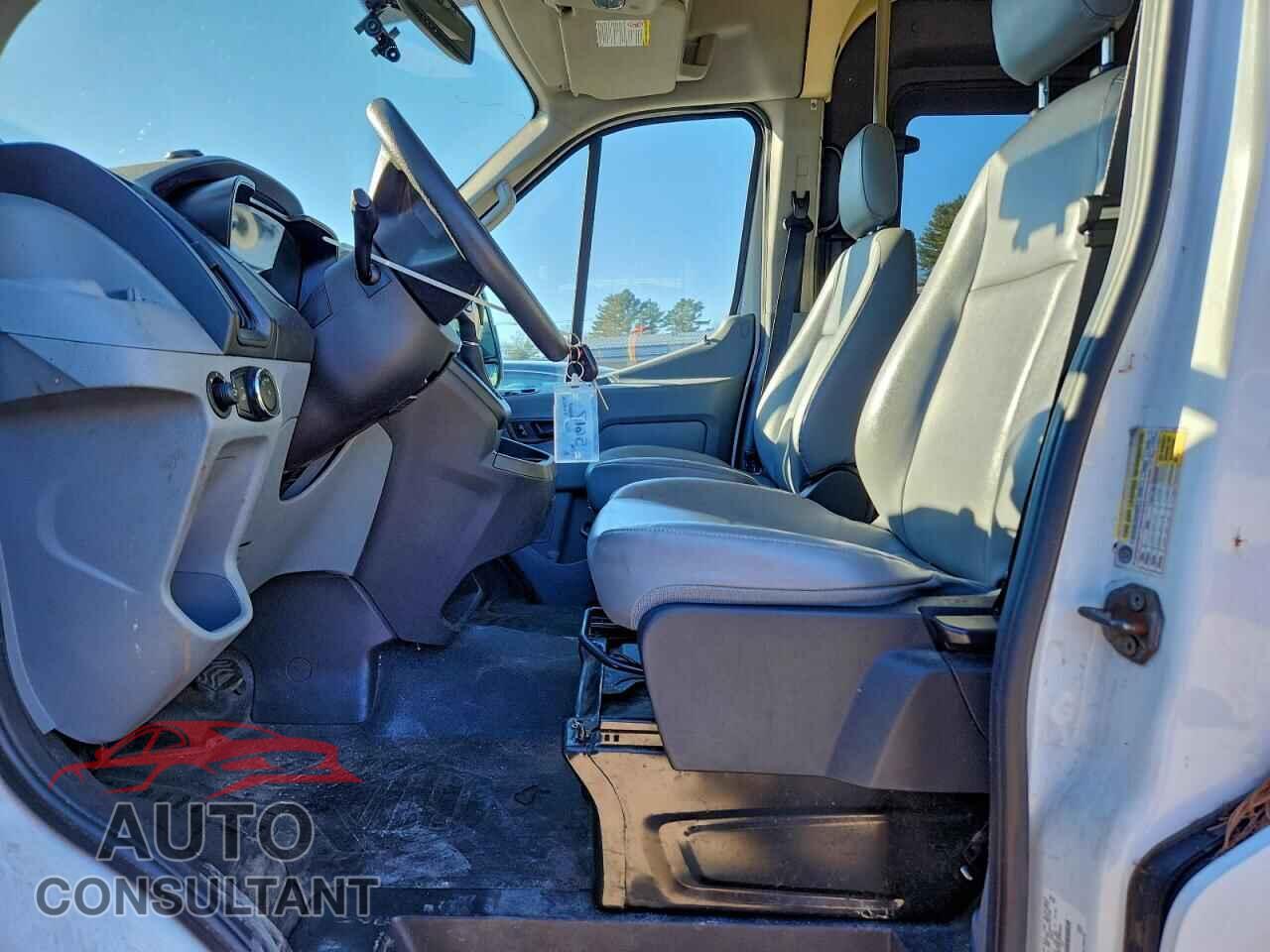 FORD TRANSIT 2015 - 1FTNE2CM6FKA82363