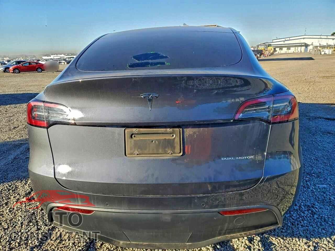 TESLA MODEL Y 2022 - 7SAYGDEE9NF343301