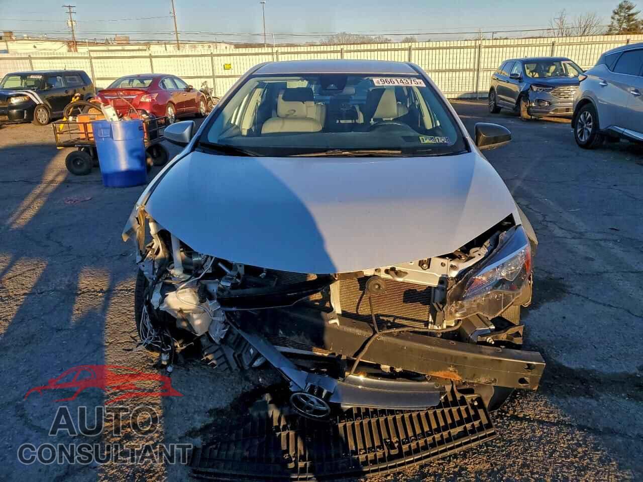 TOYOTA COROLLA 2017 - 2T1BURHE4HC919695