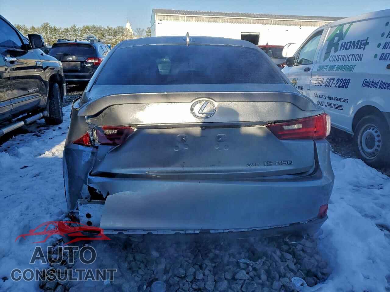 LEXUS IS 2015 - JTHCF1D22F5023013