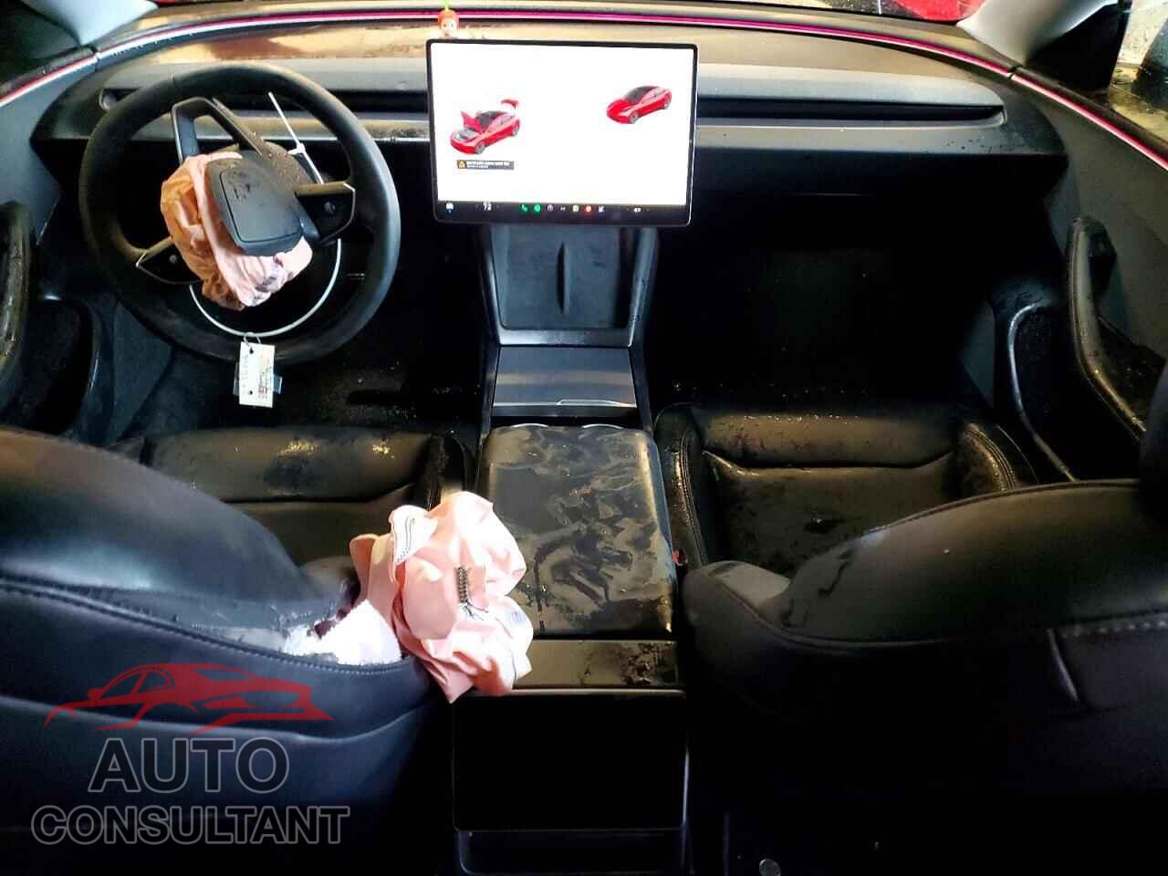 TESLA MODEL 3 2024 - 5YJ3E1EA2RF873320