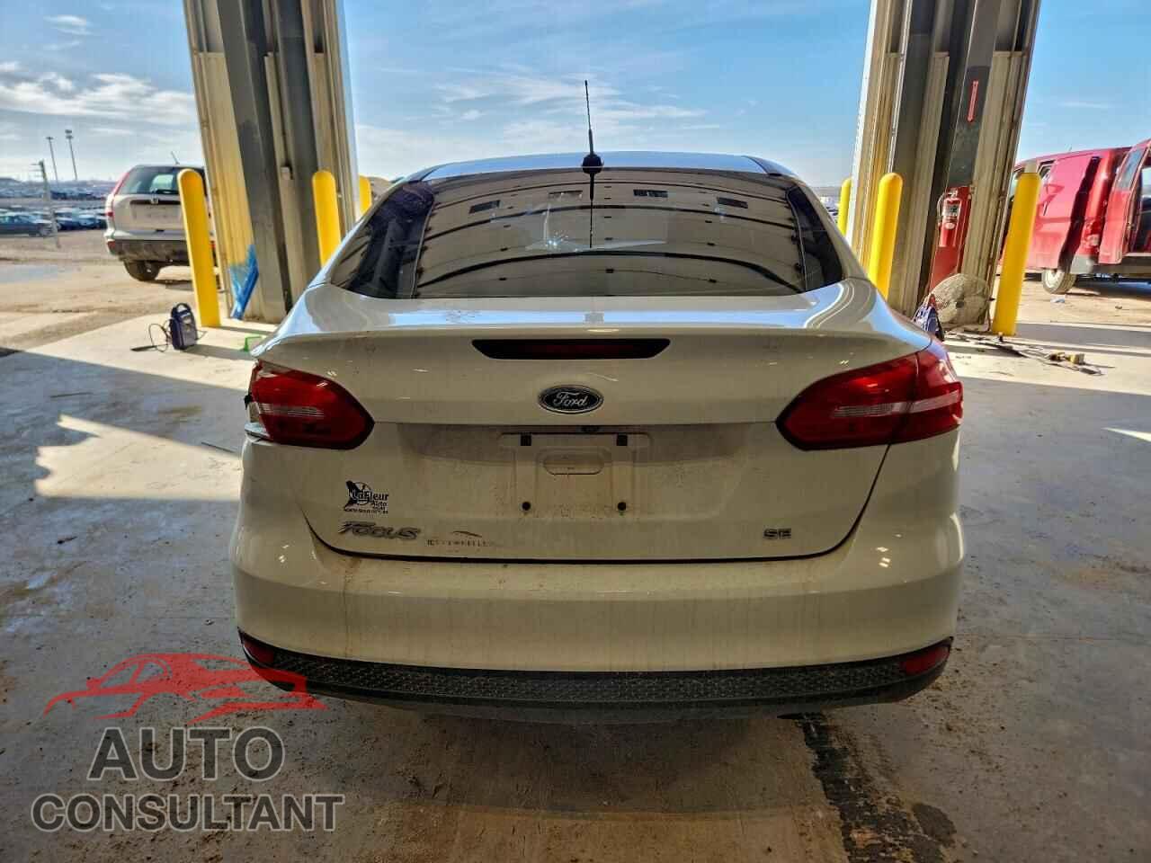 FORD FOCUS 2017 - 1FADP3F24HL278682