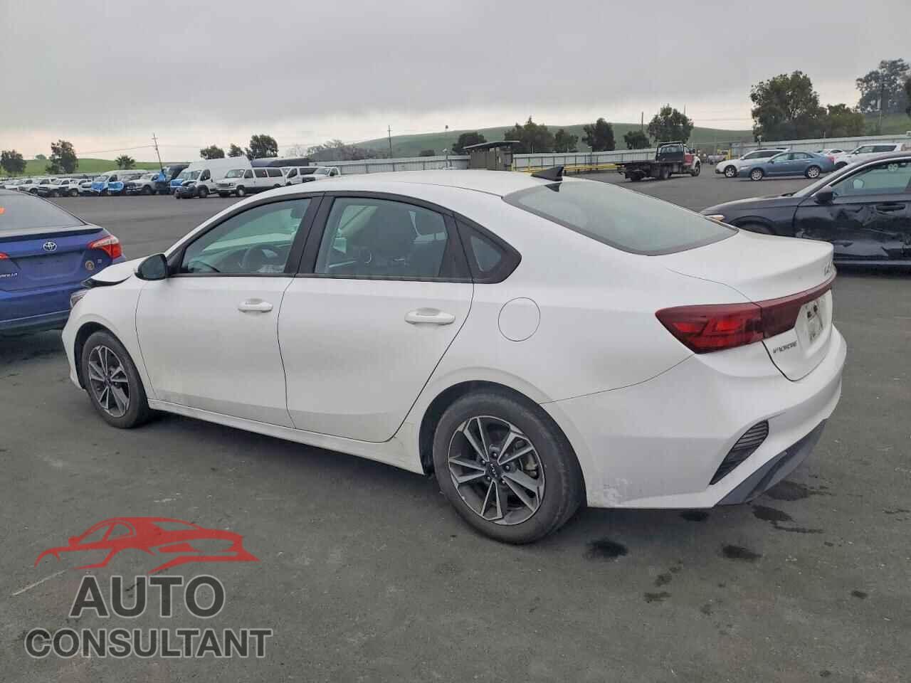 KIA FORTE 2023 - 3KPF24AD3PE605354