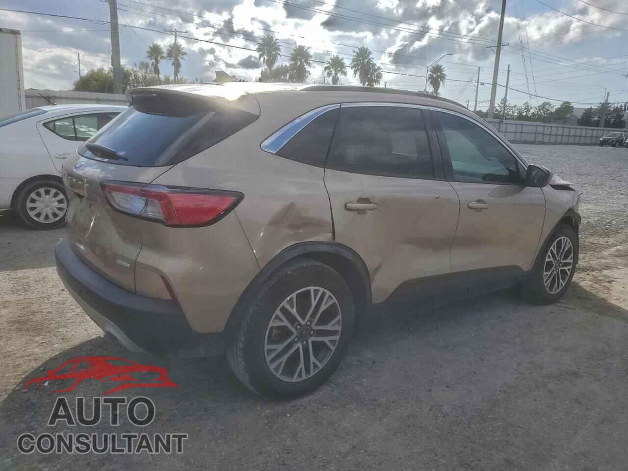 FORD ESCAPE 2020 - 1FMCU0H61LUA94070