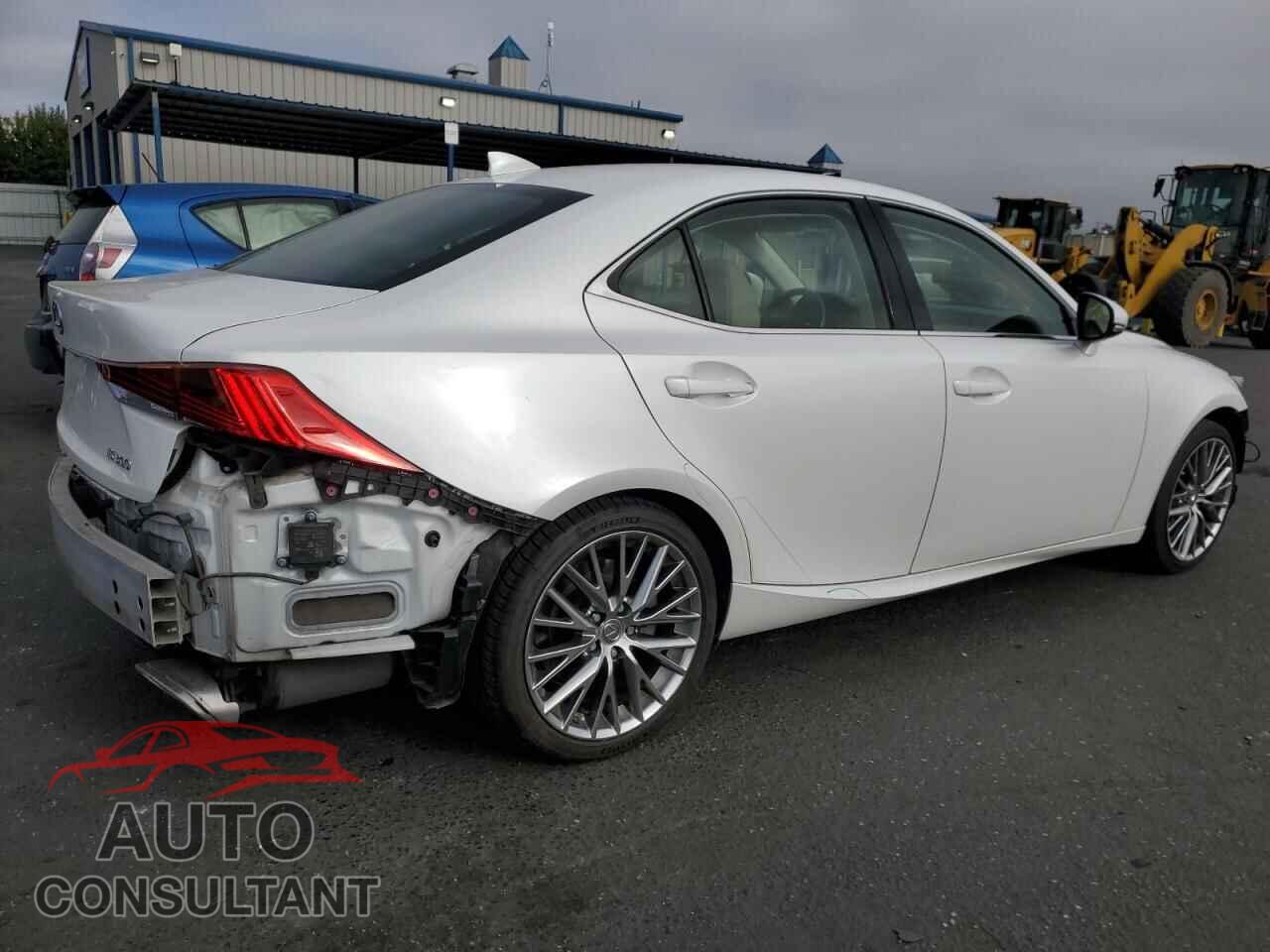 LEXUS IS 2018 - JTHBA1D25J5072239