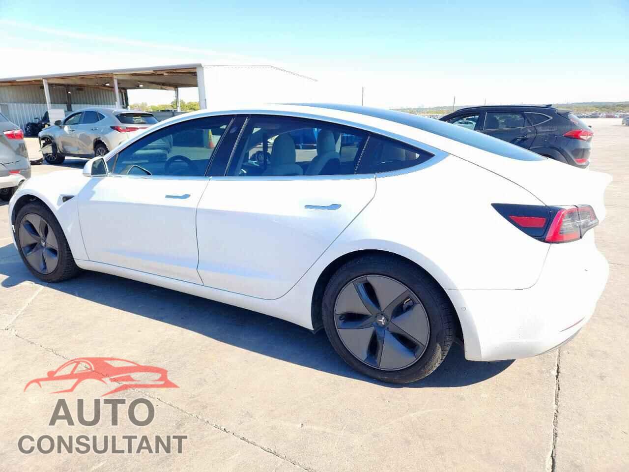 TESLA MODEL 3 2018 - 5YJ3E1EB3JF100207