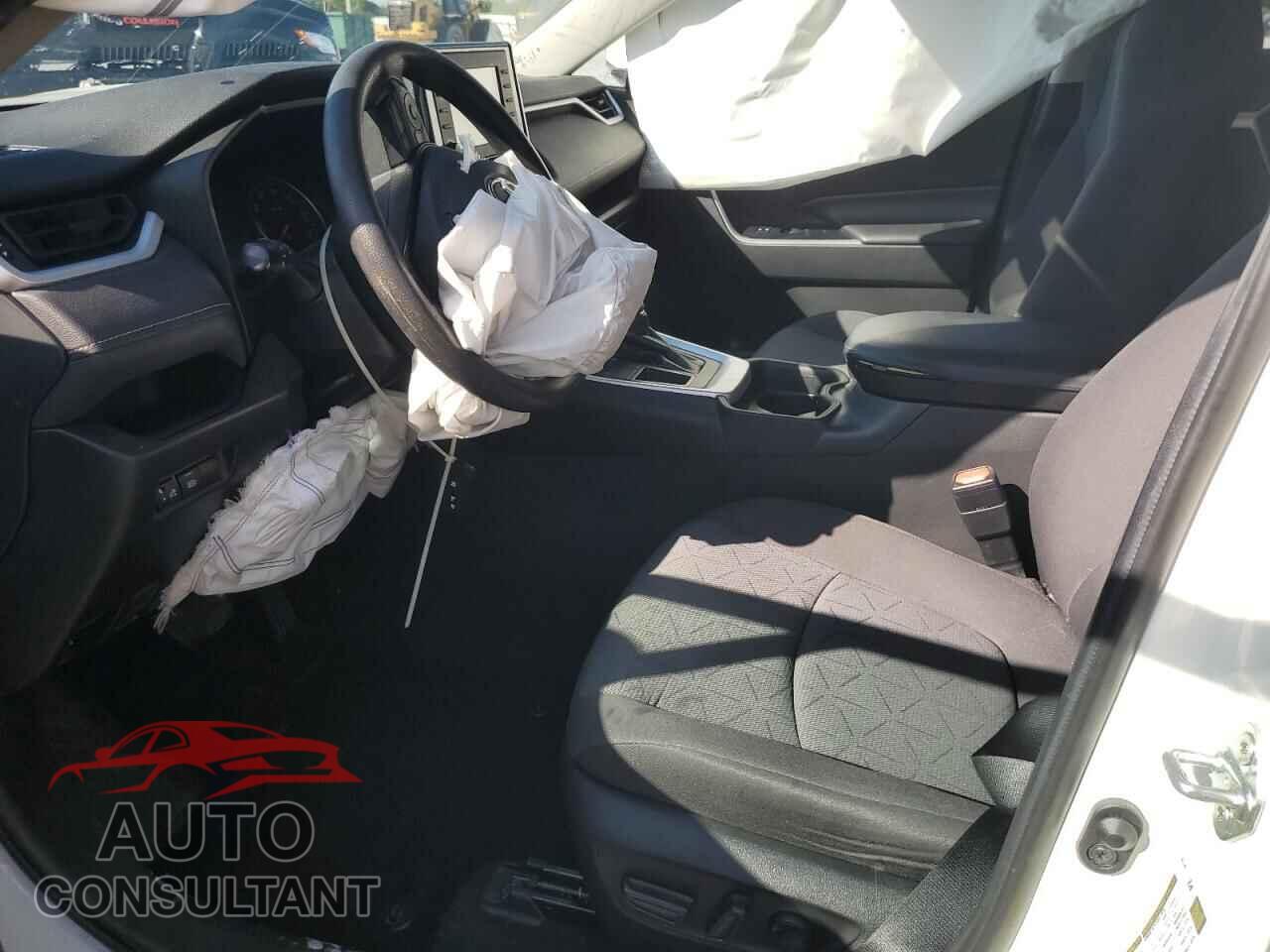 TOYOTA RAV4 2021 - 2T3W1RFV8MC115589