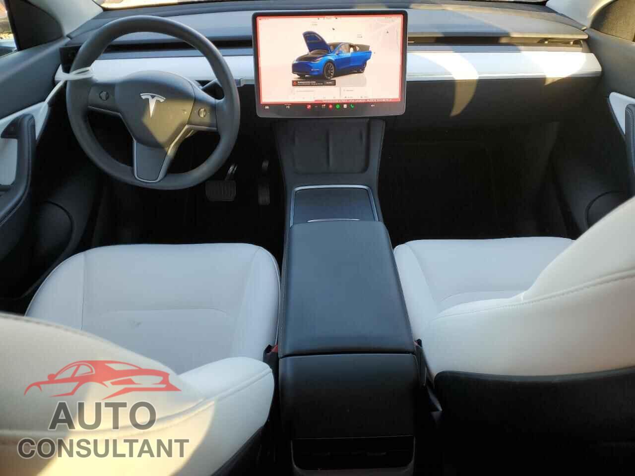 TESLA MODEL Y 2022 - 7SAYGDEE9NF417543