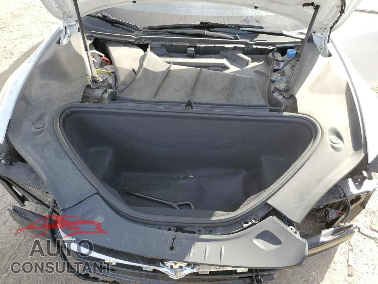 TESLA MODEL S 2019 - 5YJSA1E23KF306507