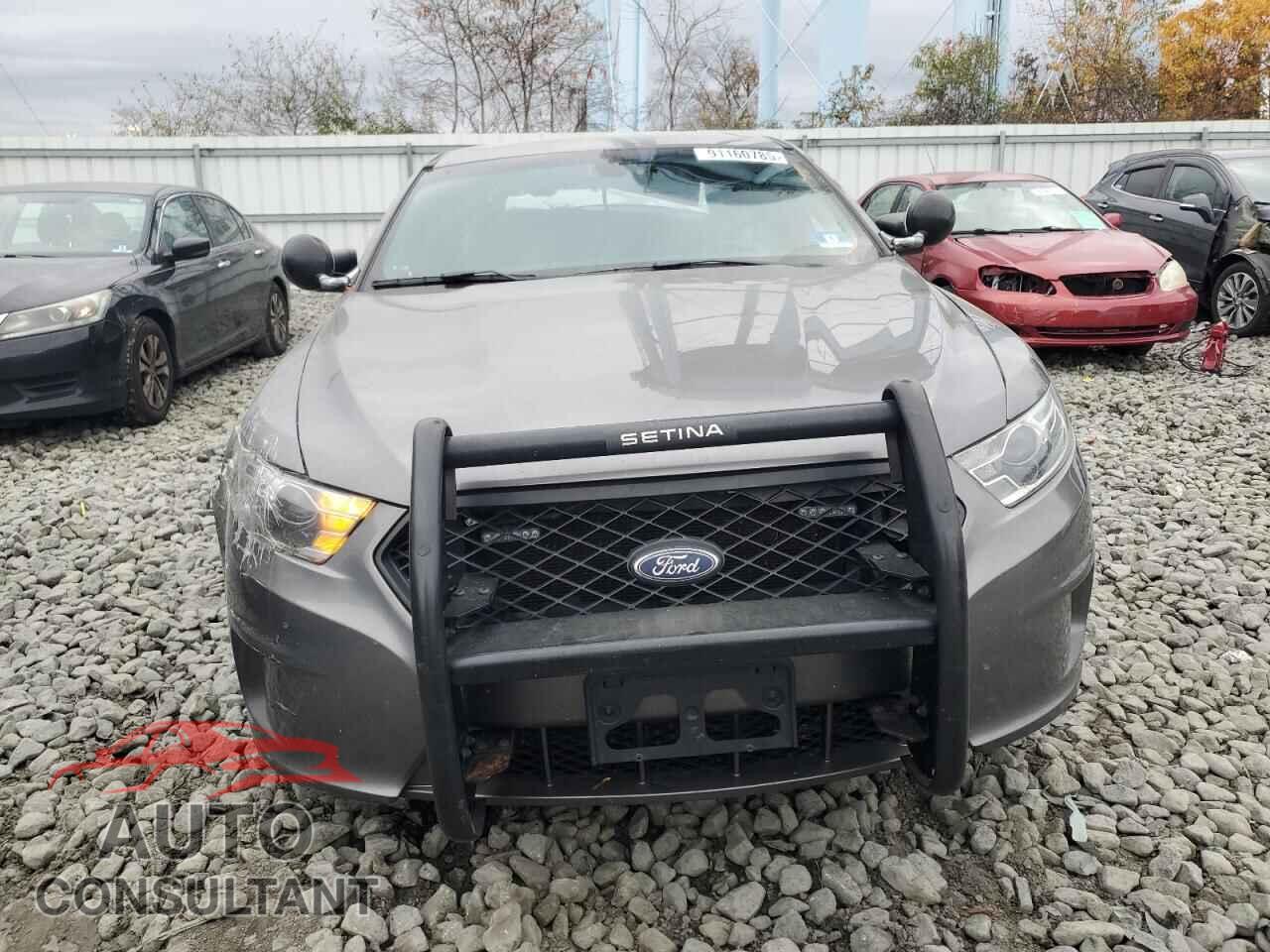 FORD TAURUS 2017 - 1FAHP2MK2HG136189