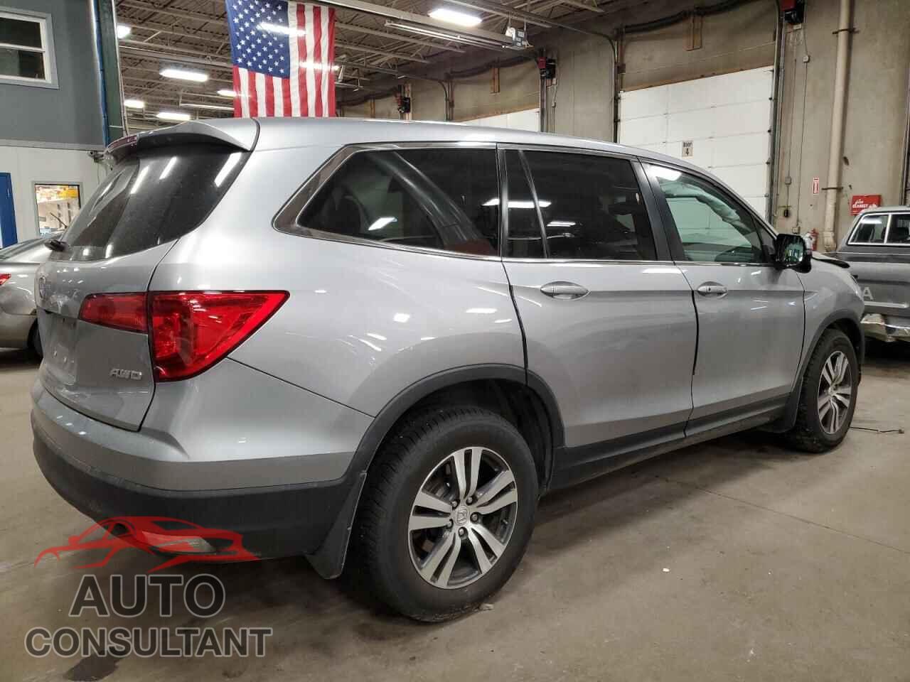 HONDA PILOT 2017 - 5FNYF6H53HB087197