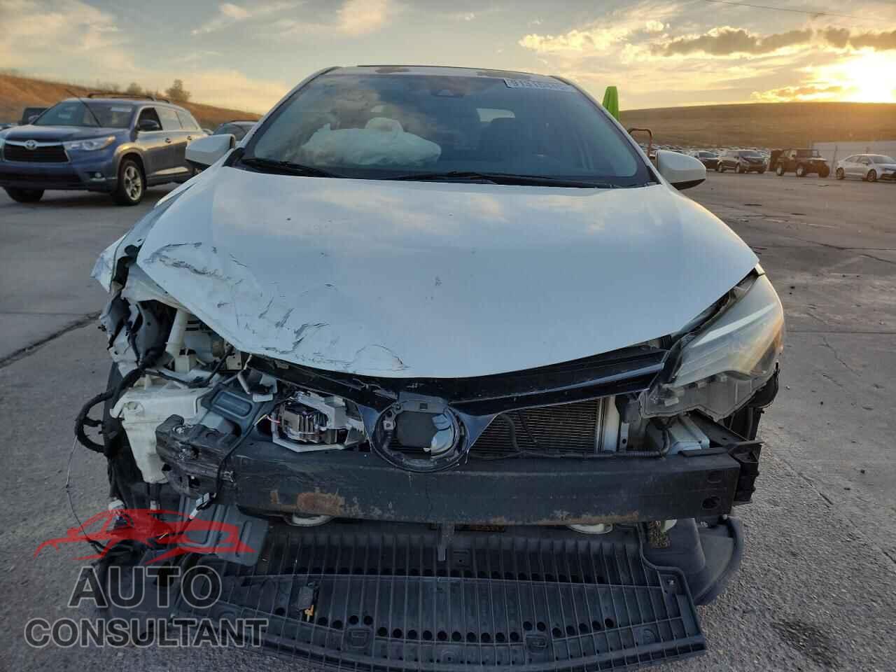 TOYOTA COROLLA 2017 - 5YFBPRHE7HP682028