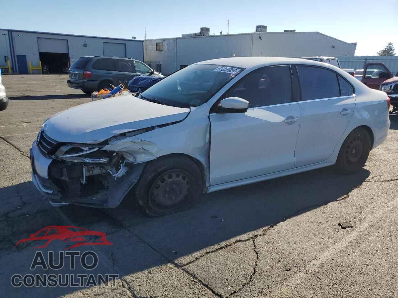 VOLKSWAGEN JETTA 2017 - 3VW2B7AJ5HM233705