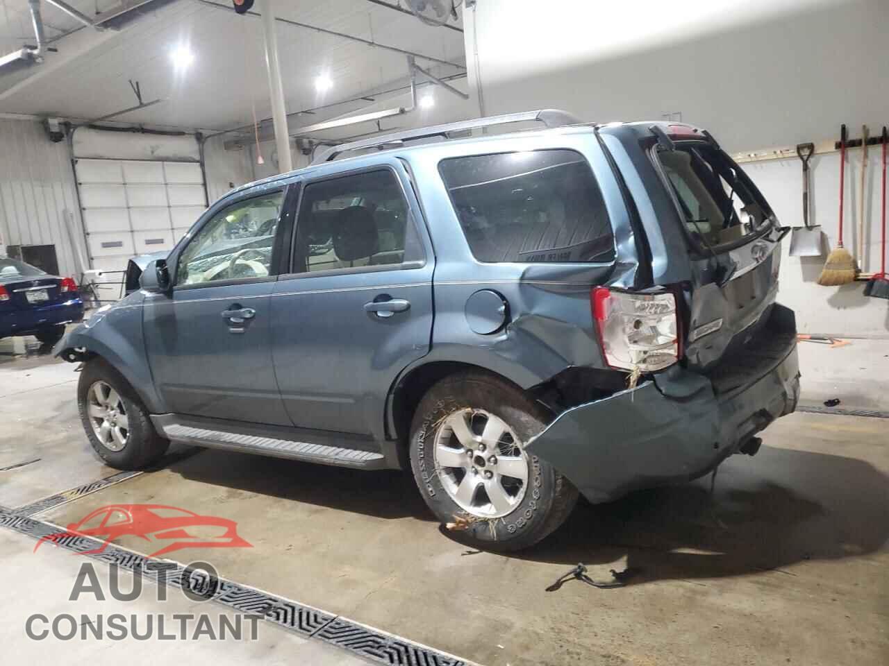 FORD ESCAPE 2010 - 1FMCU9EG7AKB31522