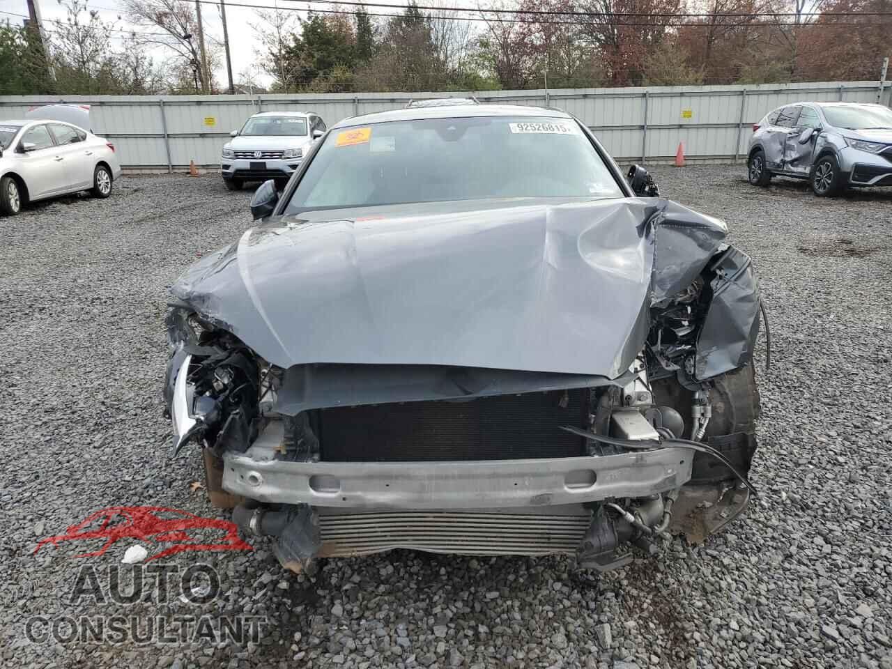 AUDI A5 2021 - WAUDACF56MA044181