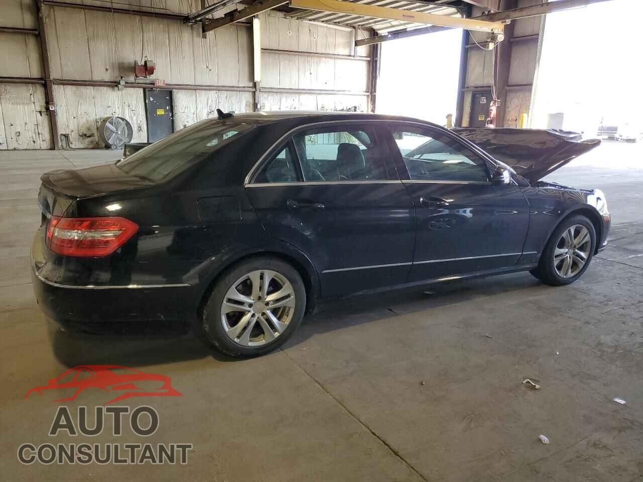 MERCEDES-BENZ E-CLASS 2011 - WDDHF5GB7BA457929