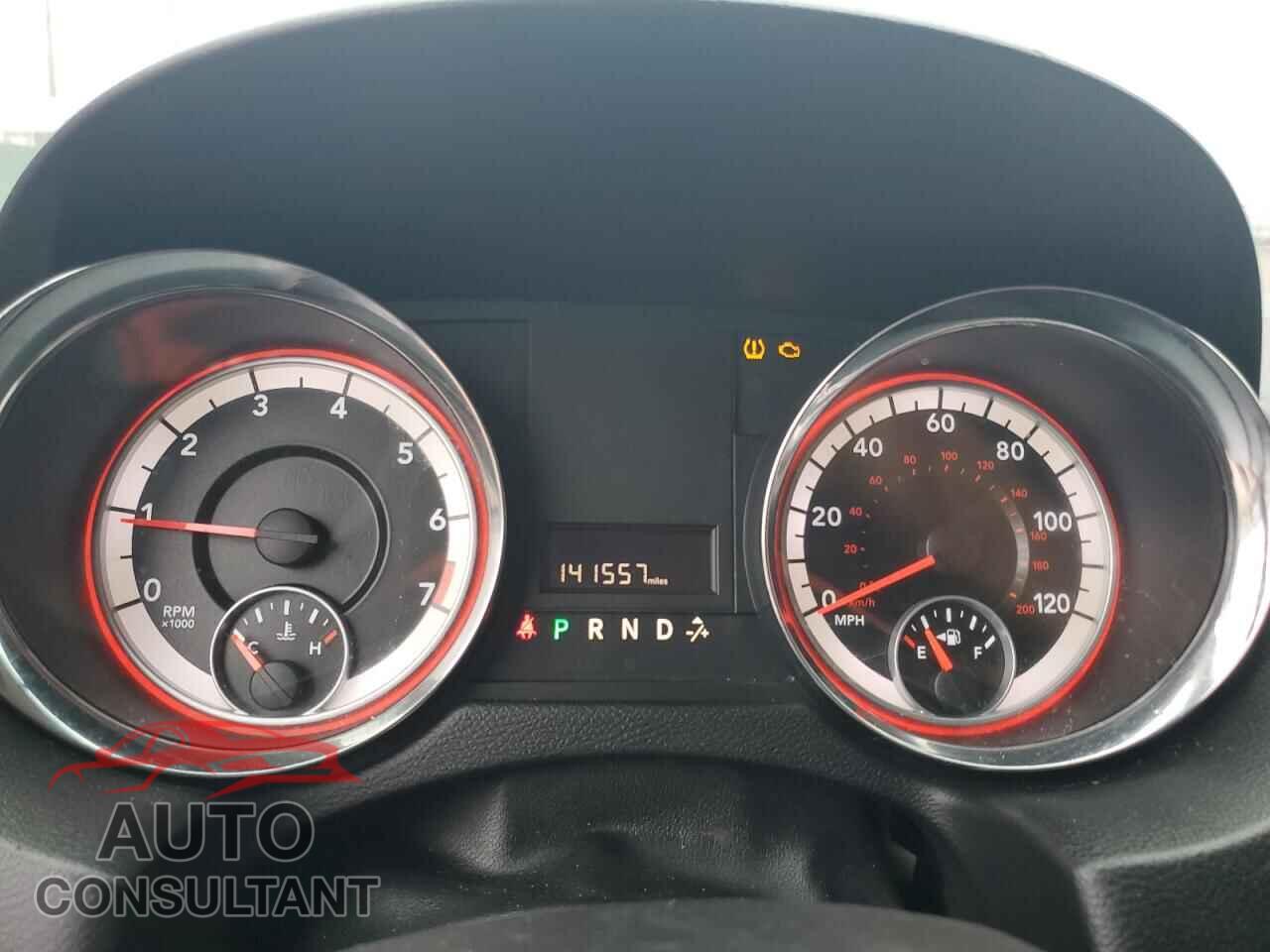 DODGE CARAVAN 2013 - 2C4RDGBG4DR644501