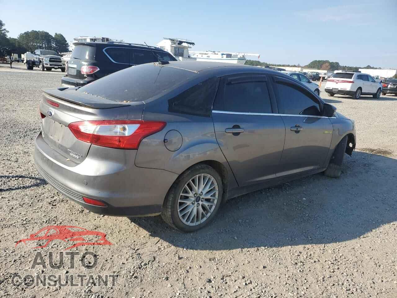 FORD FOCUS 2014 - 1FADP3J2XEL241266