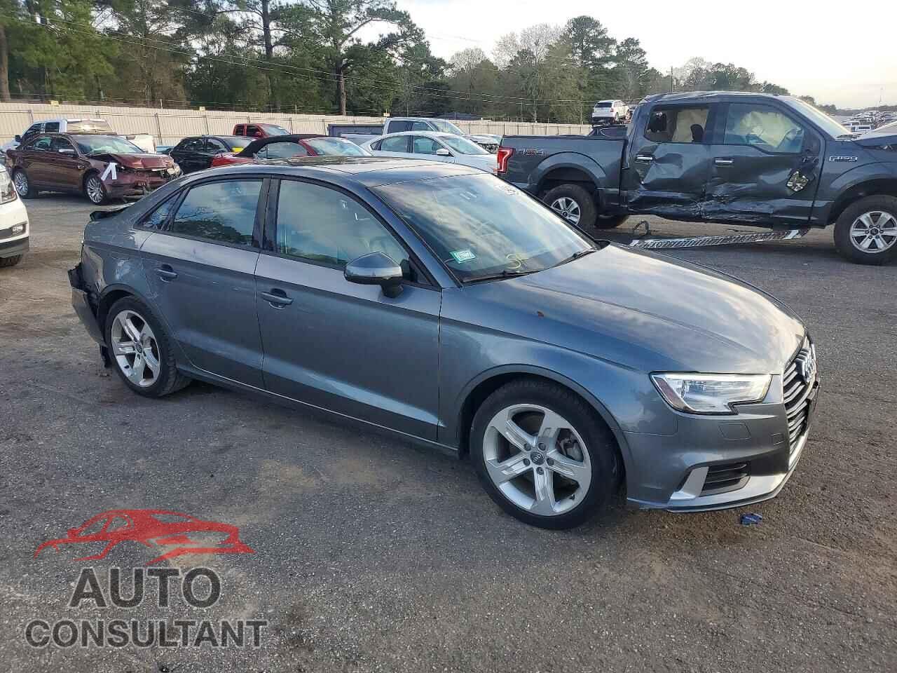 AUDI A3 2017 - WAUB8GFF9H1053885