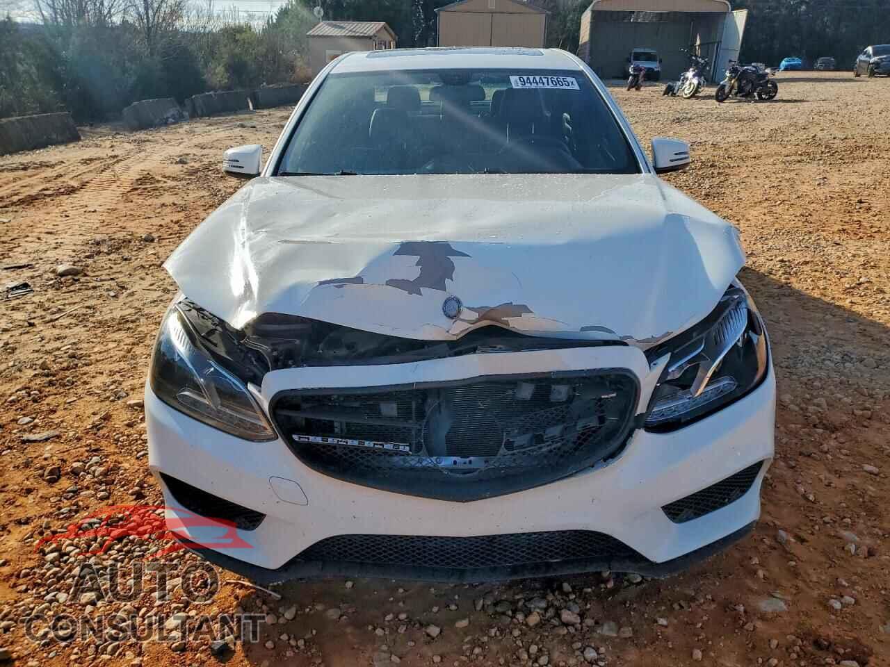 MERCEDES-BENZ E-CLASS 2015 - WDDHF5KB6FB083272