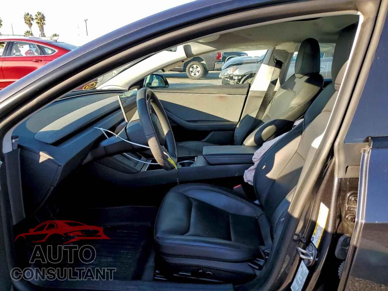 TESLA MODEL 3 2024 - 5YJ3E1EA9RF745656
