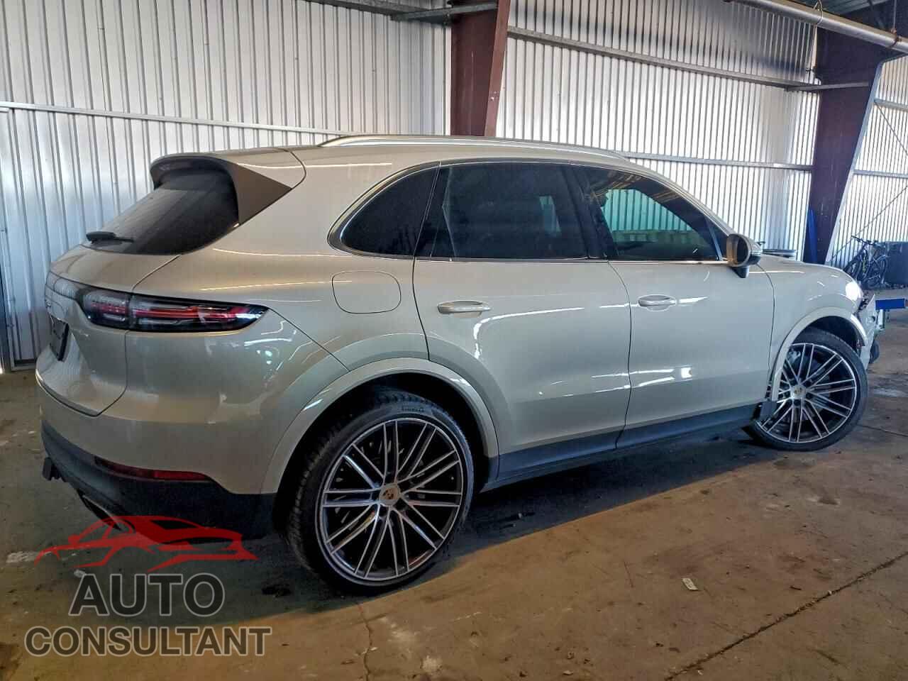 PORSCHE CAYENNE 2022 - WP1AA2AY8NDA02806