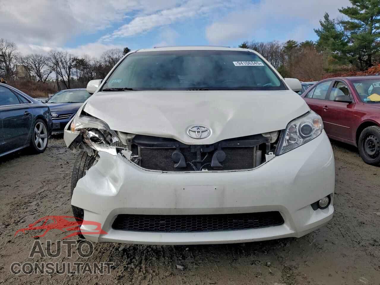 TOYOTA SIENNA 2017 - 5TDDZ3DC8HS153036