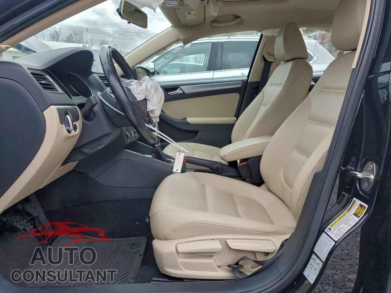 VOLKSWAGEN JETTA 2017 - 3VWB67AJ5HM268832