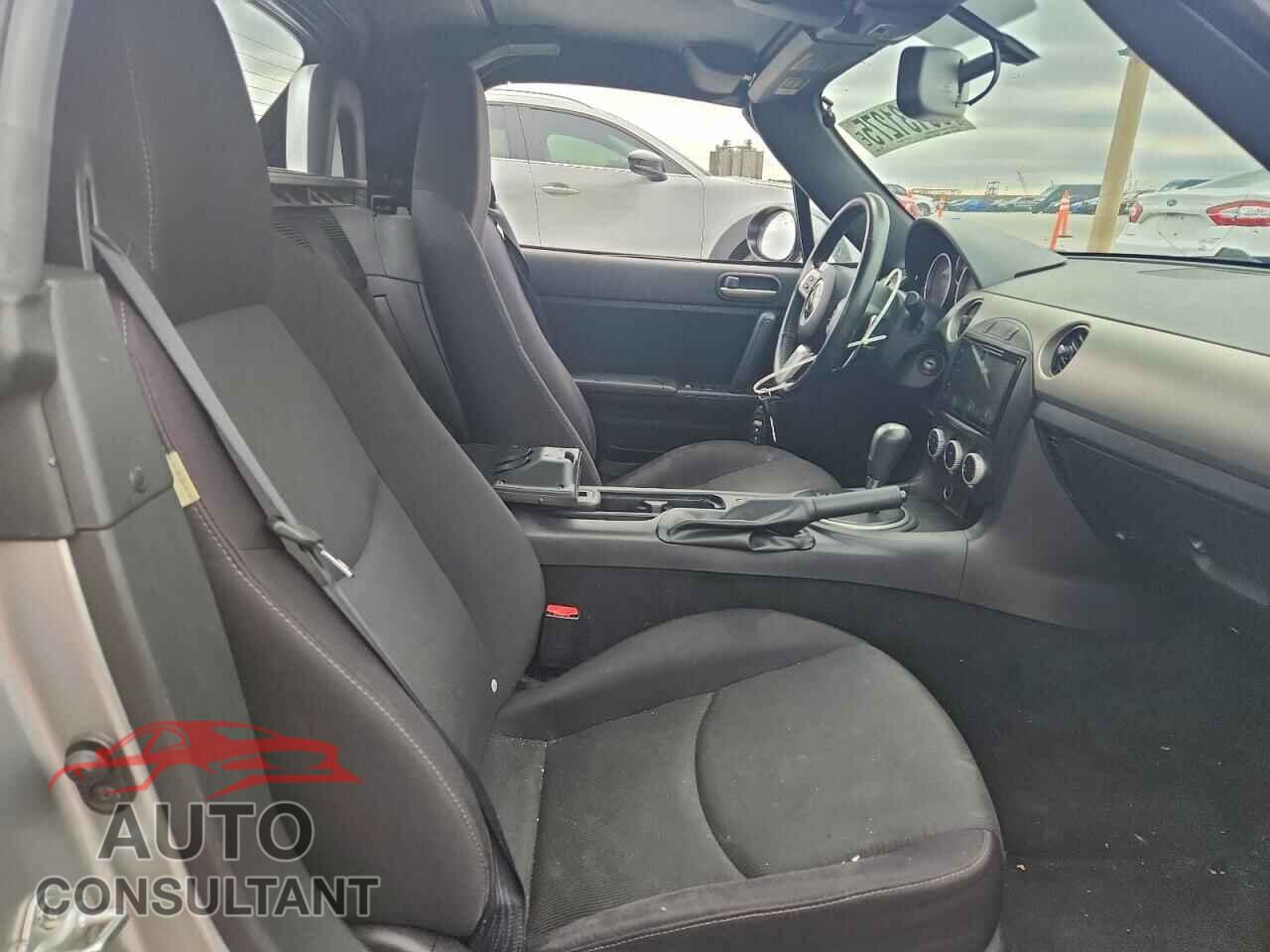 MAZDA MX5 2011 - JM1NC2MF2B0213686