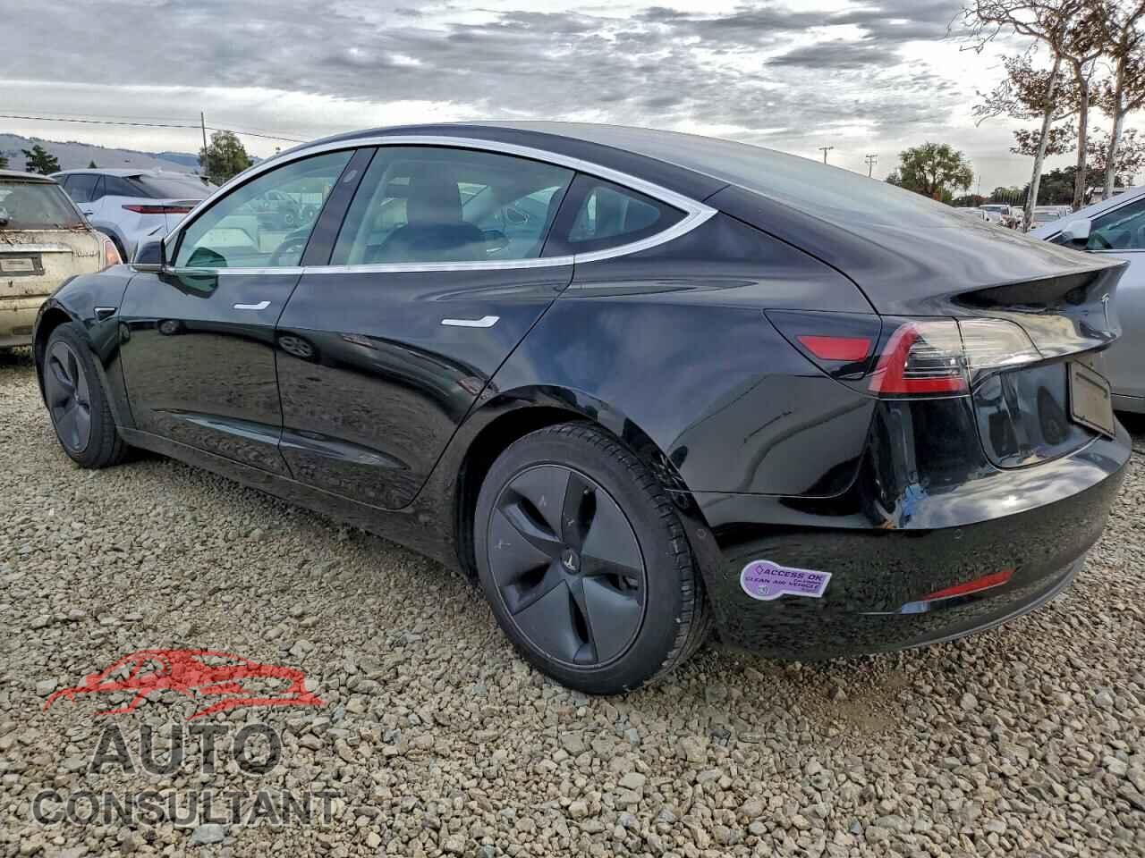 TESLA MODEL 3 2019 - 5YJ3E1EA8KF193105
