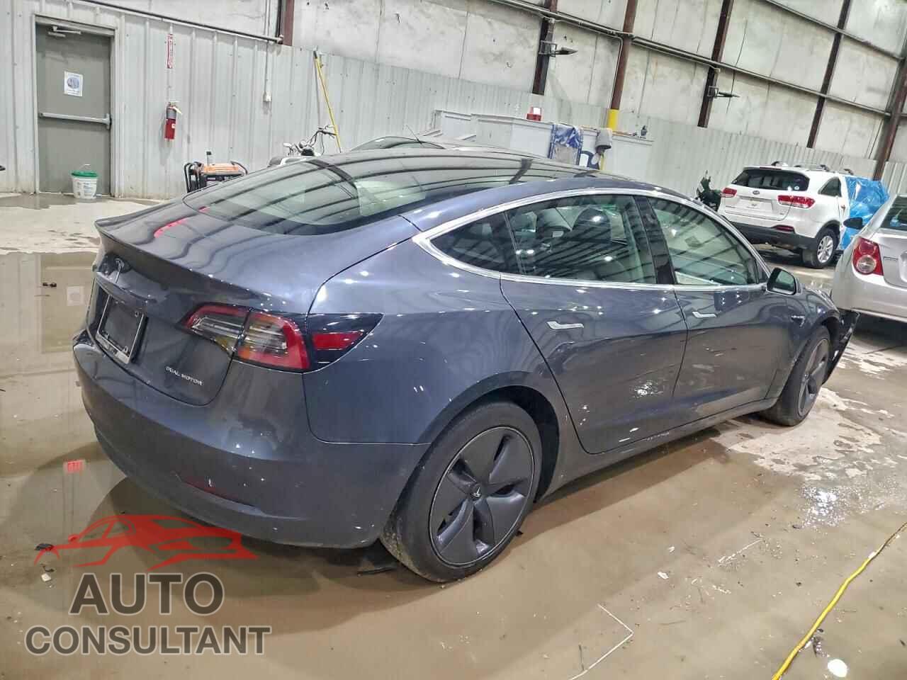 TESLA MODEL 3 2019 - 5YJ3E1EB7KF510042