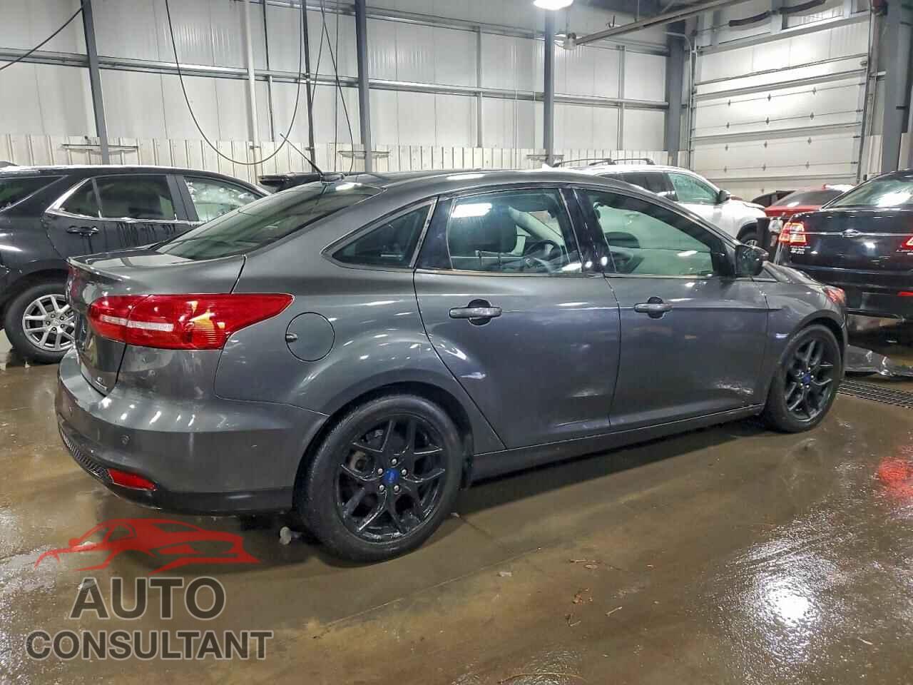 FORD FOCUS 2016 - 1FADP3F22GL372557