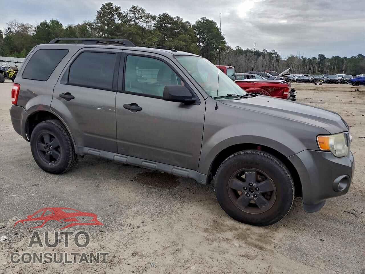FORD ESCAPE 2011 - 1FMCU9DG2BKA20010