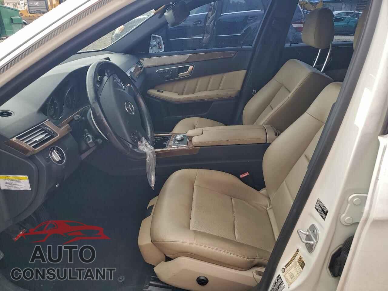 MERCEDES-BENZ E-CLASS 2012 - WDDHF5KB0CA588466
