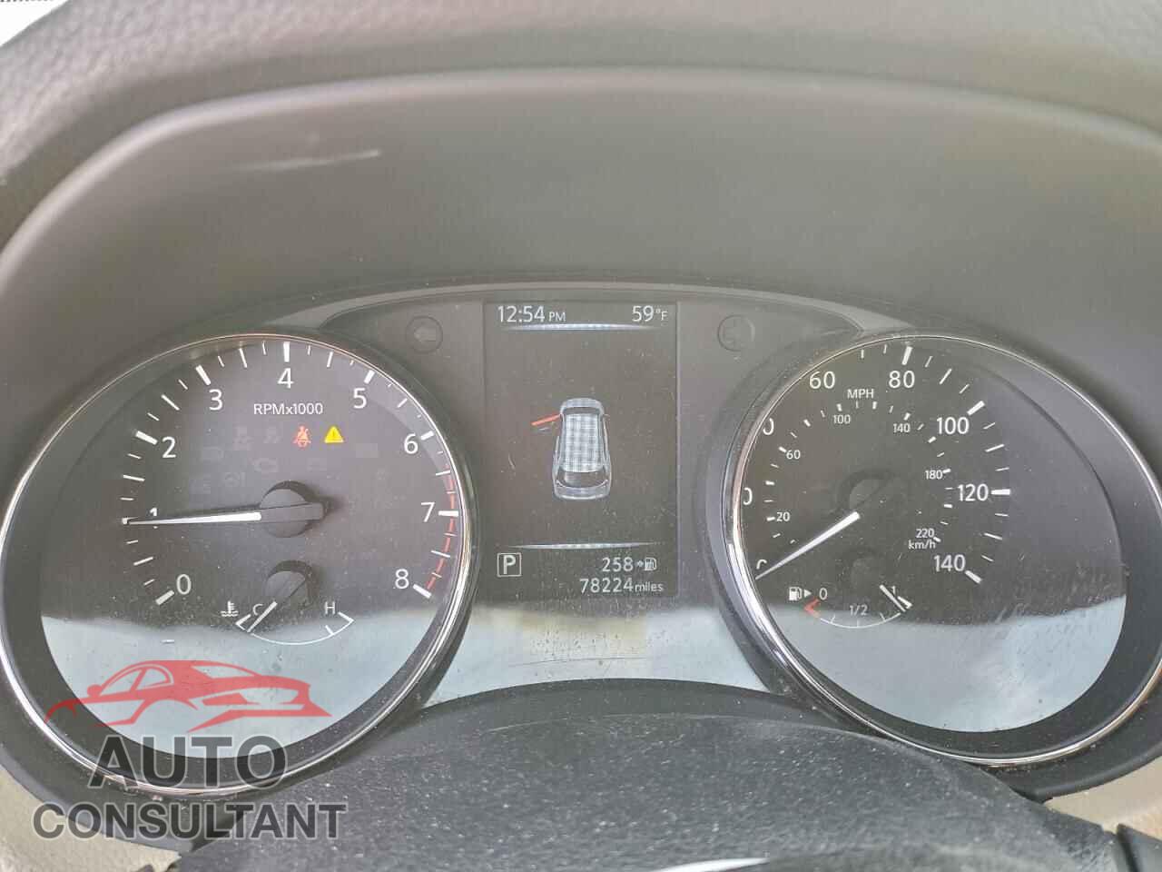 NISSAN ROGUE 2017 - KNMAT2MV7HP558122