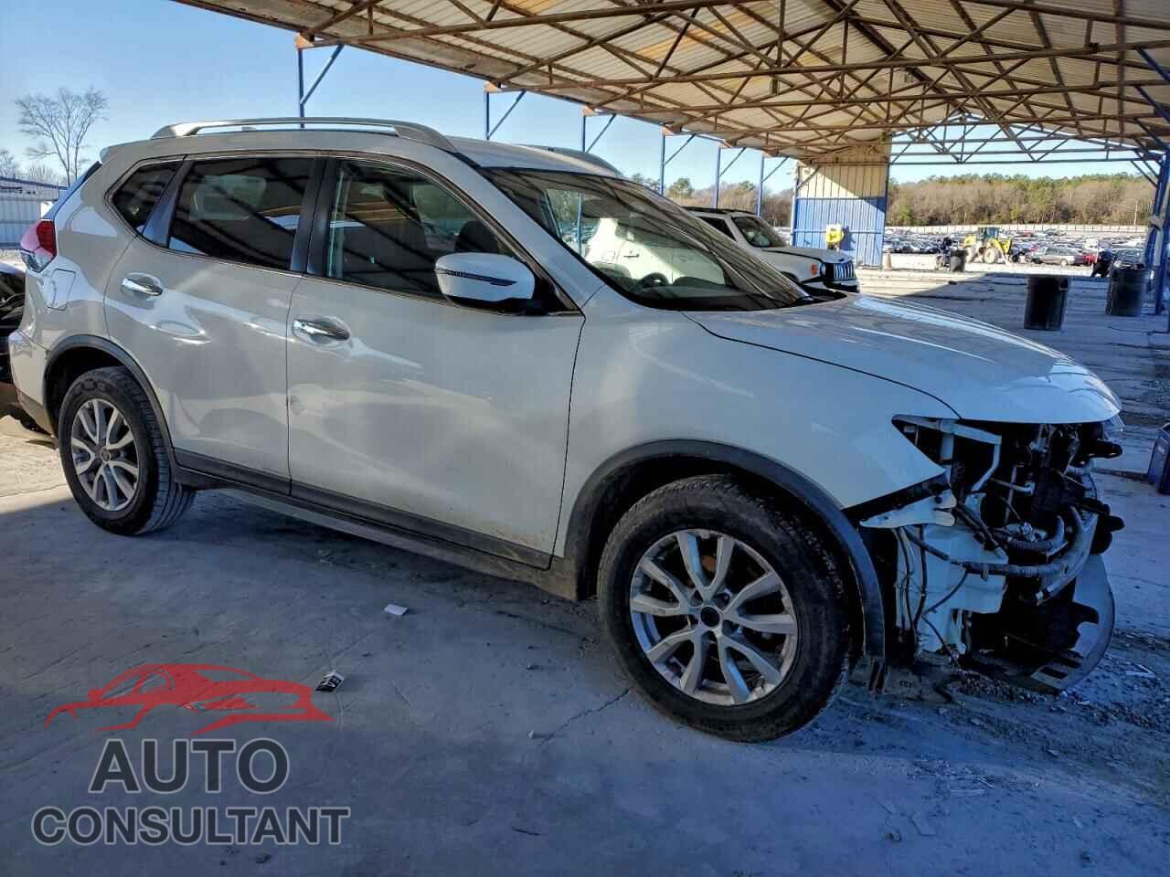 NISSAN ROGUE 2017 - KNMAT2MT3HP548024