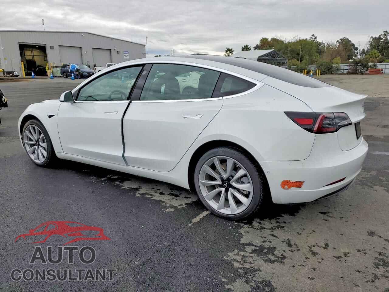 TESLA MODEL 3 2019 - 5YJ3E1EB8KF454063