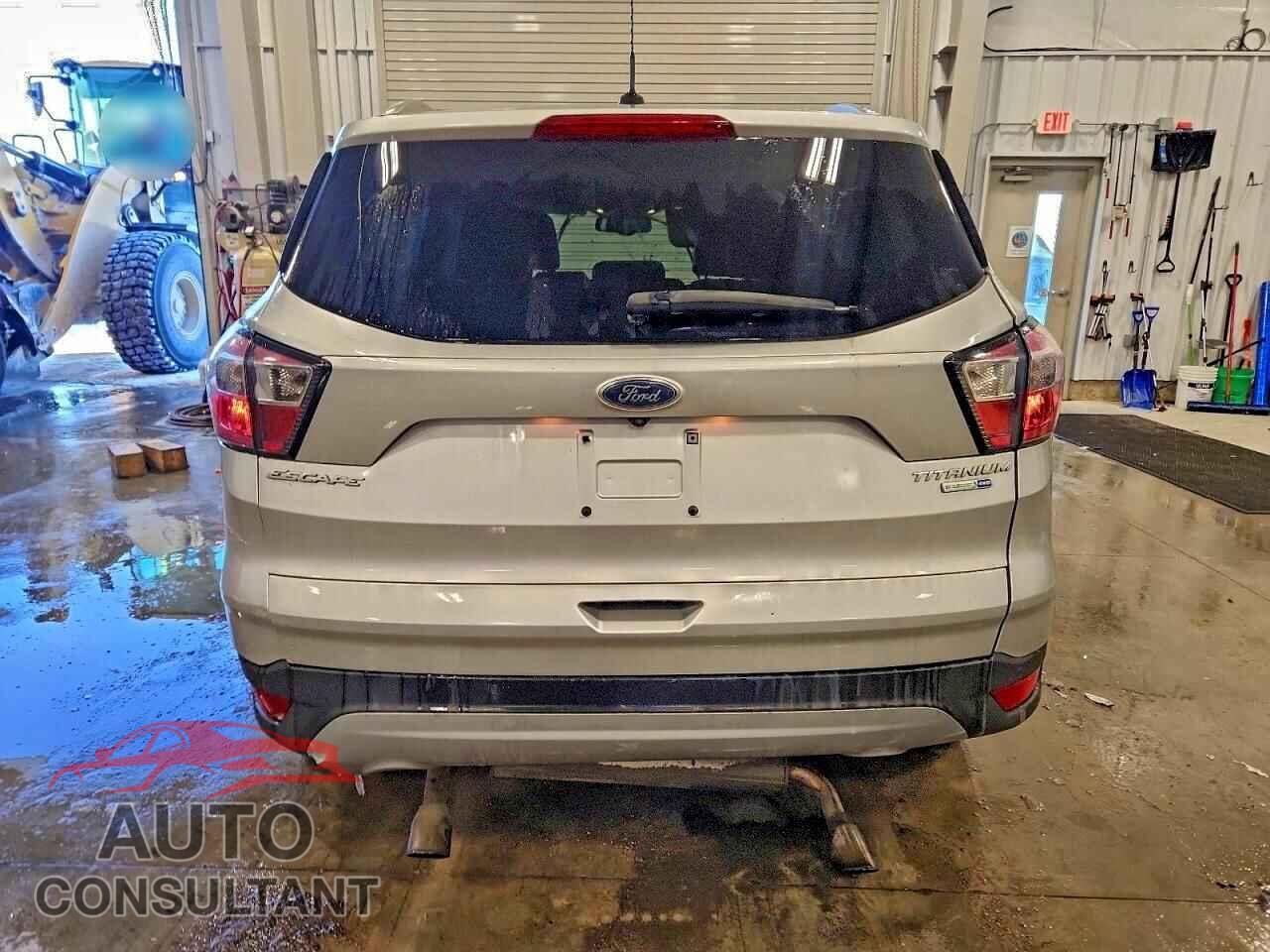 FORD ESCAPE 2017 - 1FMCU9JD1HUD02789