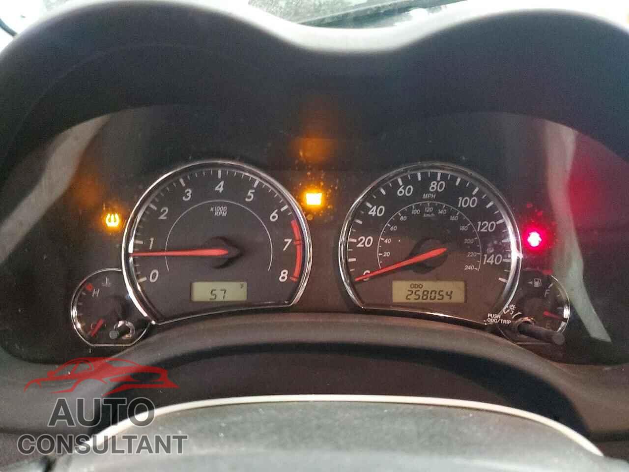 TOYOTA COROLLA 2011 - 2T1BU4EE5BC700260